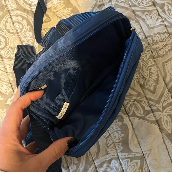 Fanny pack - Picture 3 of 3